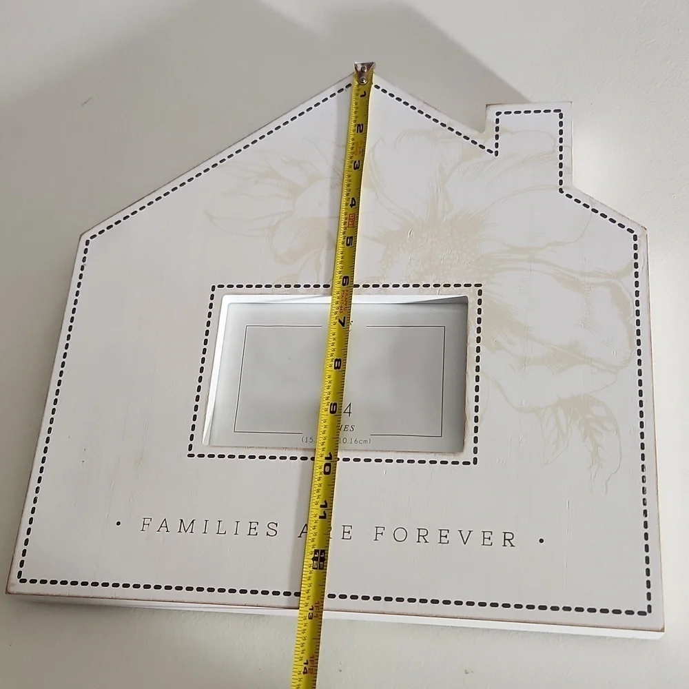 A&C Adams & Co NEW families are forever house frame 6x4 wood 1 inch thick